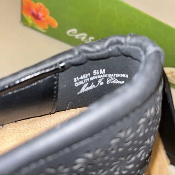 18 Brand New EASY STREET Women's Zenon Comfort Flats size 5.5M Super Flex Zone - Picture 3 of 11